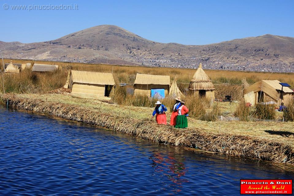 PERU - Lago Titicaca Isole Uros - 27.jpg